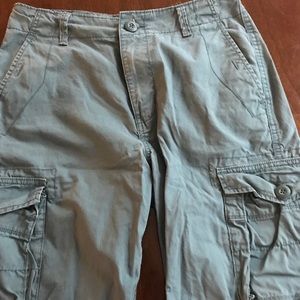 Men’s old navy cargo shorts